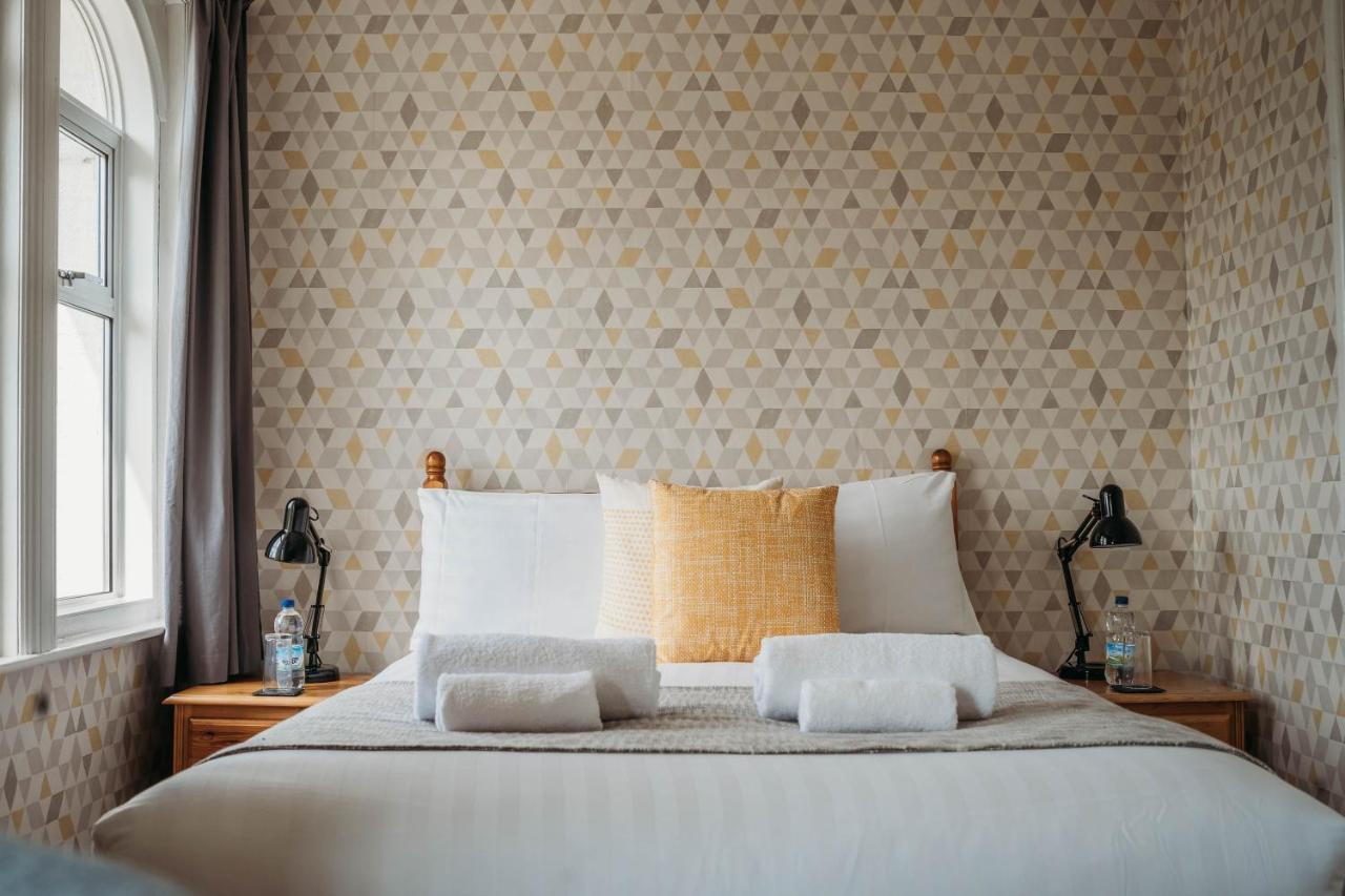 Three Wells B&B لاندريندود ويلز المظهر الخارجي الصورة