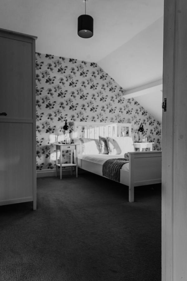 Three Wells B&B لاندريندود ويلز المظهر الخارجي الصورة